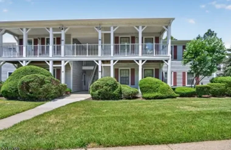 130 HATFIELD LN, EAST BRUNSWICK TWP., NJ..., East Brunswick Twp., NJ 08816