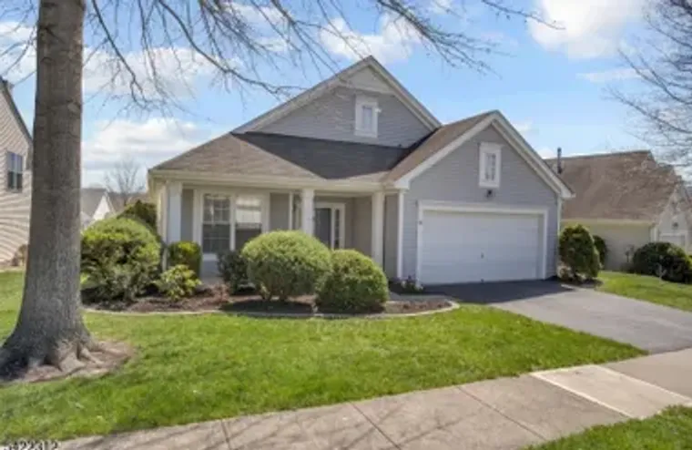 87 KENSINGTON CIR, WHITE TWP., NJ, 07823, White Twp., NJ 07823