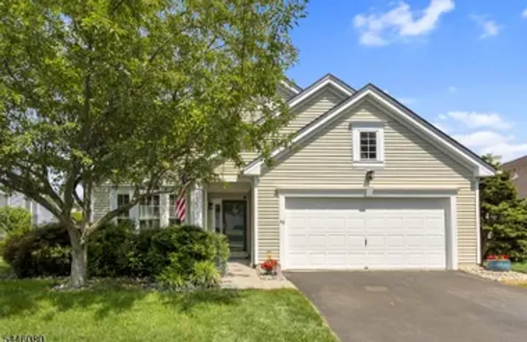 46 KENSINGTON CIR, WHITE TWP., NJ, 07823, White Twp., NJ 07823