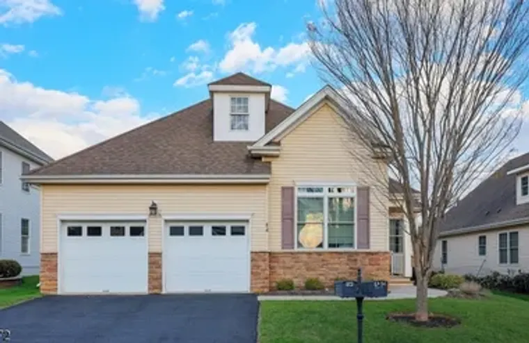 84 PATRIOTS WAY, FRANKLIN TWP., NJ, 0887..., Franklin Twp., NJ 08873