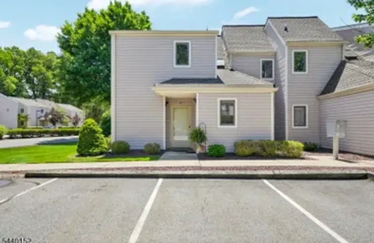 136 CHANGEBRIDGE RD 7, MONTVILLE TWP., N..., Montville Twp., NJ 07045