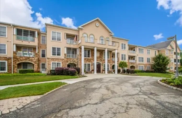 202 CLEVELAND LN, ROCKAWAY TWP., NJ, 078..., Rockaway Twp., NJ 07866