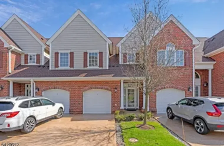 8 SCHMIDT CIR, WATCHUNG BORO, NJ, 07069, Watchung Boro, NJ 07069