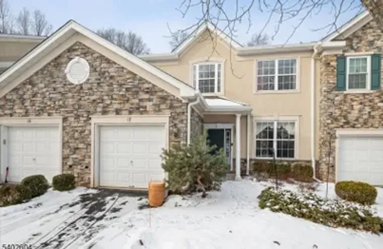 17 EBERSOHL CIR, WHITEHOUSE STATION, NJ,..., Whitehouse Station, NJ 08889