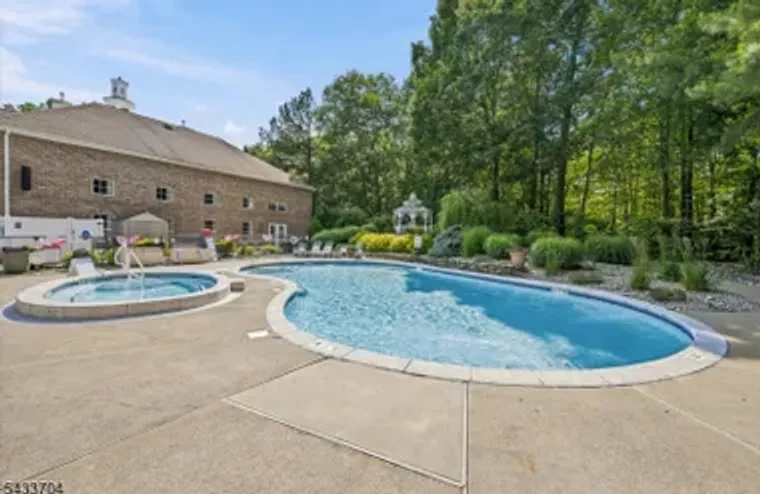 2 RICHMOND RD 302, WEST MILFORD TWP., NJ..., West Milford Twp., NJ 07480