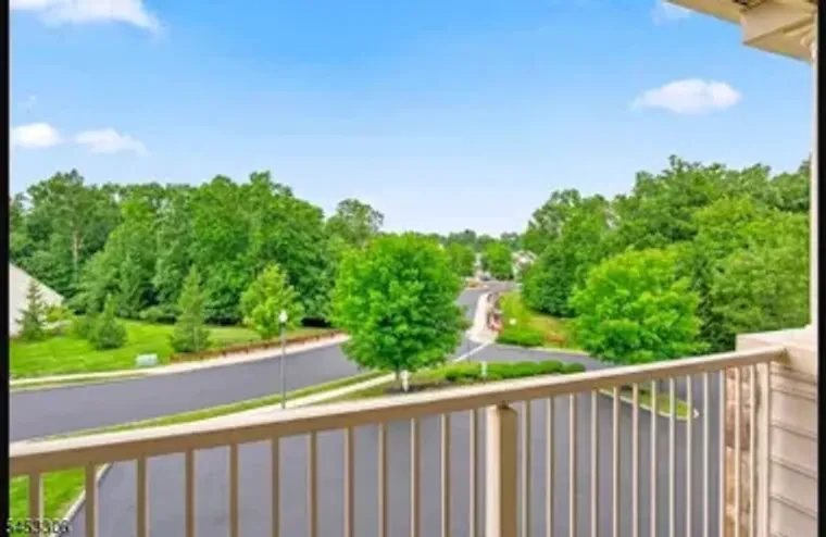 4 WATERMAN LN 412, HILLSBOROUGH TWP., NJ..., Hillsborough Twp., NJ 08844
