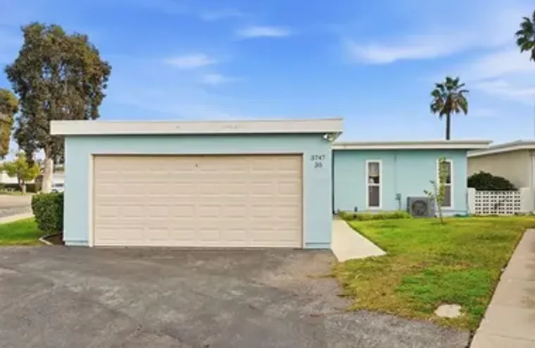 3747 VISTA CAMPANA S UNIT 35, OCEANSIDE,..., Oceanside, CA 92057
