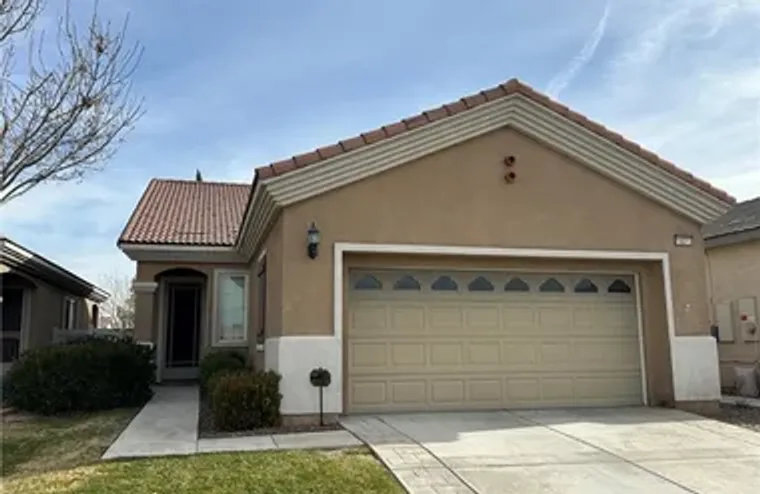 10273 WASCANA LN, APPLE VALLEY, CA, 9230..., Apple Valley, CA 92308