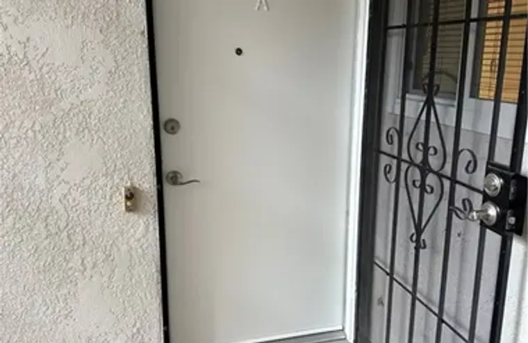 2290 VIA PUERTA A, LAGUNA WOODS, CA, 926..., Laguna Woods, CA 92637