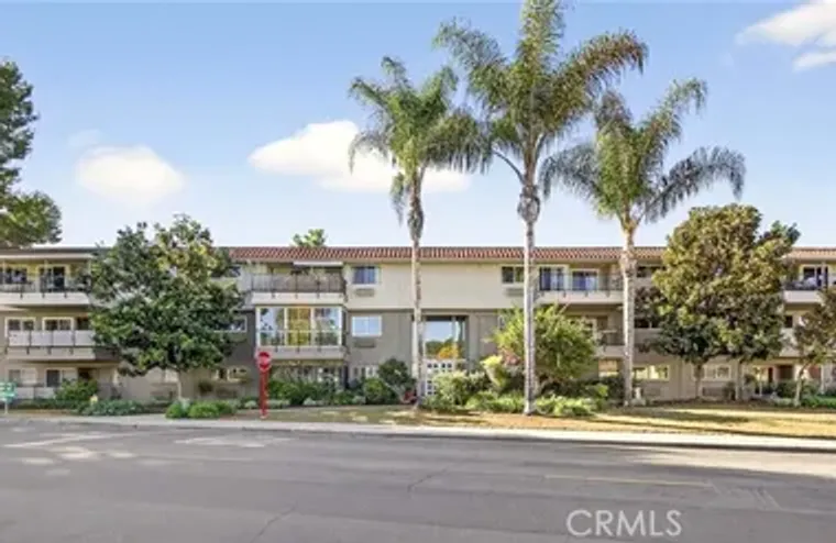 2393 VIA MARIPOSA 2B, LAGUNA WOODS, CA, ..., Laguna Woods, CA 92637