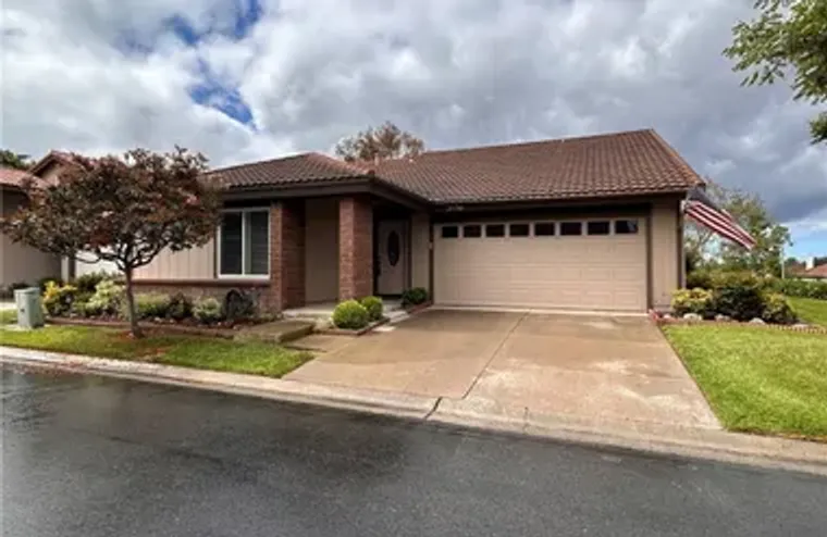 27792 VIA GRANADOS, MISSION VIEJO, CA, 9..., Mission Viejo, CA 92692