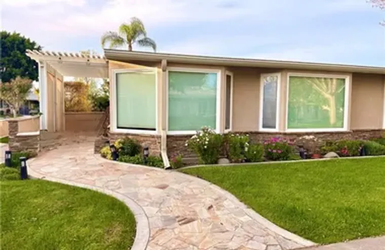 1740 SUNNINGDALE RD APT 16F, SEAL BEACH,..., Seal Beach, CA 90740