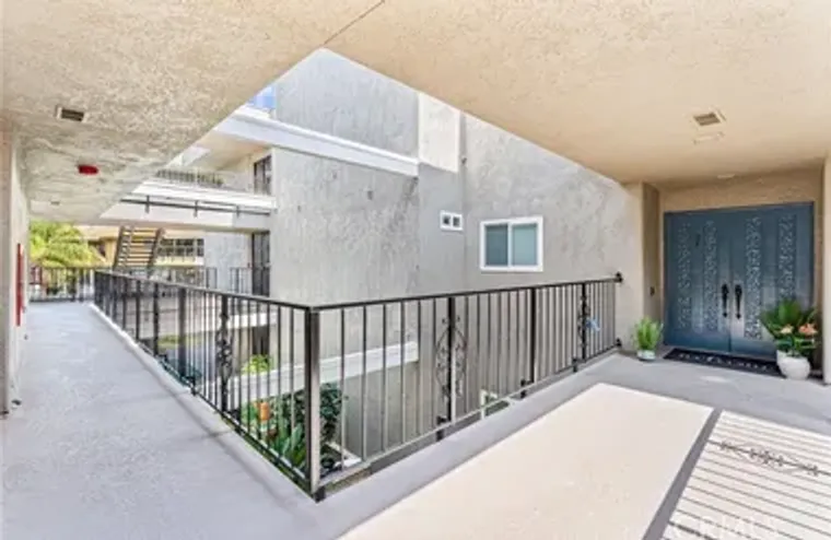 2393 VIA MARIPOSA W, LAGUNA WOODS, CA, 9..., Laguna Woods, CA 92637