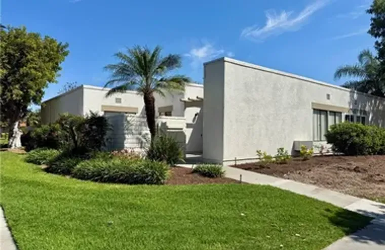 2015 VIA MARIPOSA W B, LAGUNA WOODS, CA,..., Laguna Woods, CA 92637