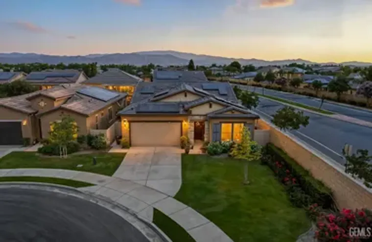 5901 ORANGE HILL PL, BAKERSFIELD, CA, 93..., Bakersfield, CA 93306