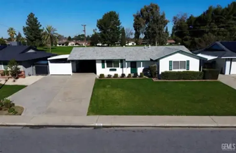 6108 BEL AIRE WAY, BAKERSFIELD, CA, 9330..., Bakersfield, CA 93309