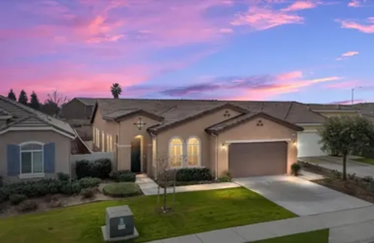 9709 RICHLAND HILLS LN, BAKERSFIELD, CA,..., Bakersfield, CA 93306