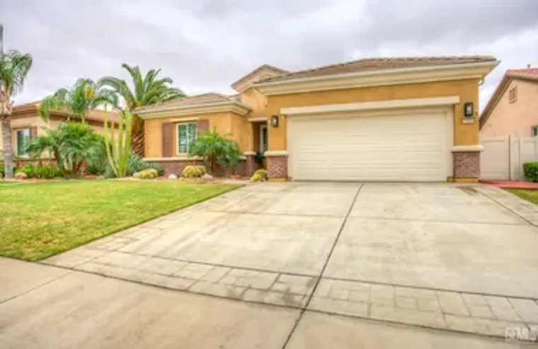 5900 RIVER BIRCH DR, BAKERSFIELD, CA, 93..., Bakersfield, CA 93306