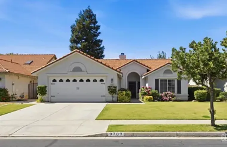 9709 PORTLAND ROSE AVE, BAKERSFIELD, CA,..., Bakersfield, CA 93311