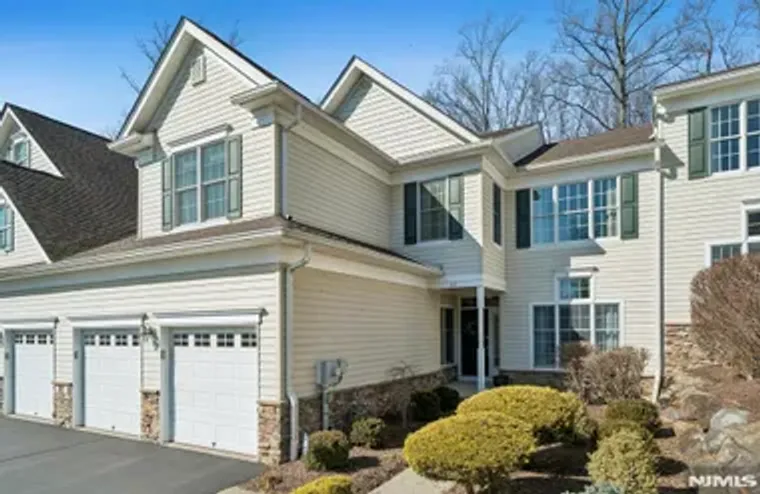 62 N MACKENZIE LN, DENVILLE TOWNSHIP, NJ..., Denville Township, NJ 07834