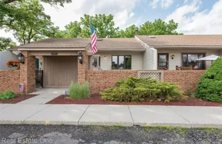 62292 YORKTOWN DR 2, SOUTHLYONCITY_OAKLA..., Southlyoncity_oakland, MI 48178