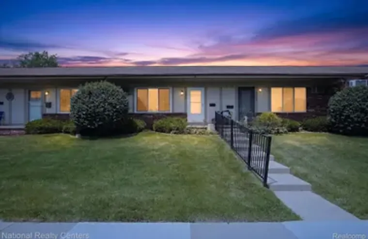 25245 FRANKLIN TER 3, SOUTHLYONCITY_OAKL..., Southlyoncity_oakland, MI 48178