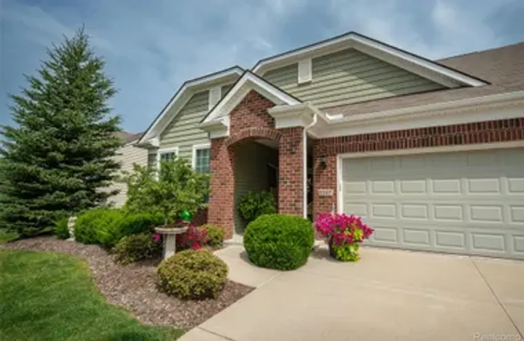 6397 PRAIRIE DUNES DR 13, GRANDBLANCCHAR..., Grandblancchartertownship_genesee, MI 48439