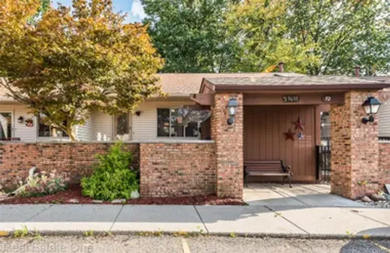 25691 LEXINGTON DR UNIT 3, SOUTH LYON, M..., South Lyon, MI 48178