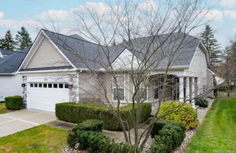 3534 RIVERSIDE DR, AUBURN HILLS, MI, 483..., Auburn Hills, MI 48326