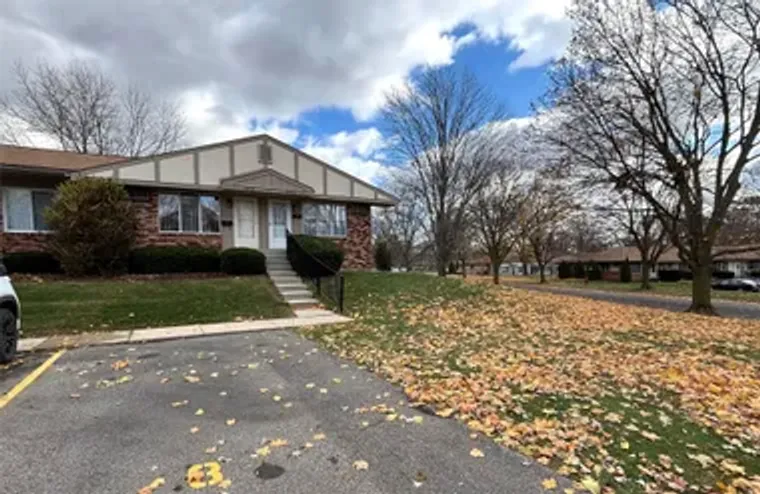 25124 POTOMAC DR # 7, SOUTH LYON, MI, 48..., South Lyon, MI 48178