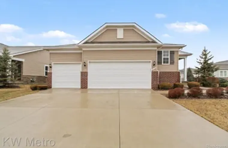 27134 MANISTEE LN, BROWNSTOWNCHARTERTOWN..., Brownstownchartertownship_wayne, MI 48134