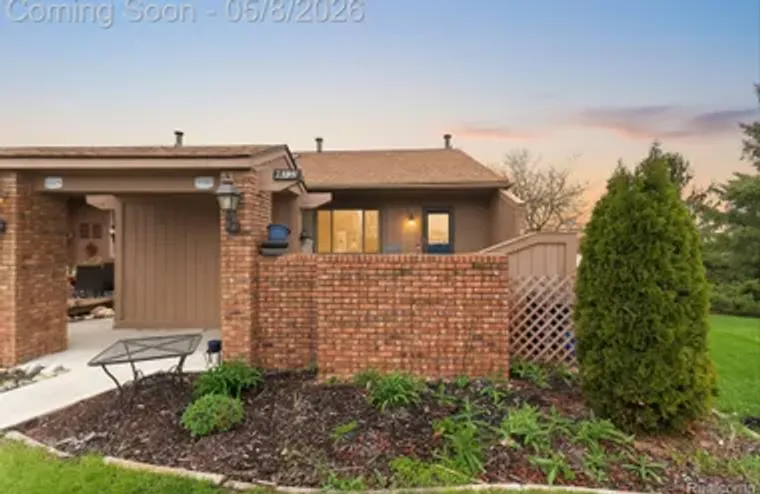 25381 POTOMAC DR 6, SOUTHLYONCITY_OAKLAN..., Southlyoncity_oakland, MI 48178