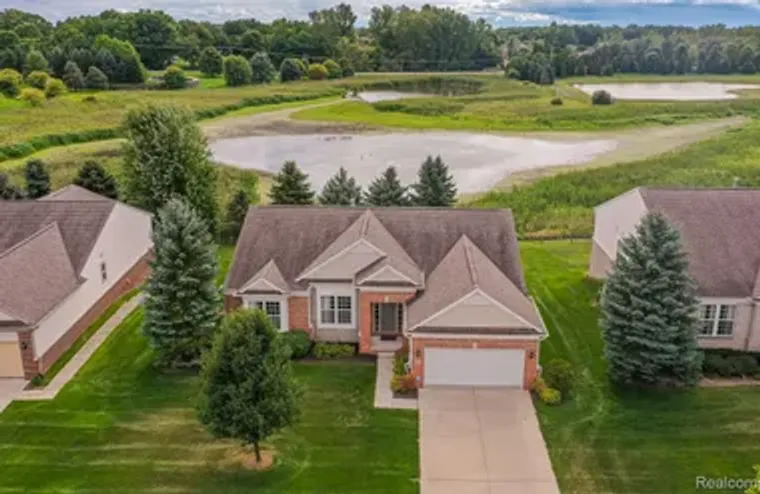 6264 MUIRFIELD DR, GRAND BLANC, MI, 4843..., Grand Blanc, MI 48439