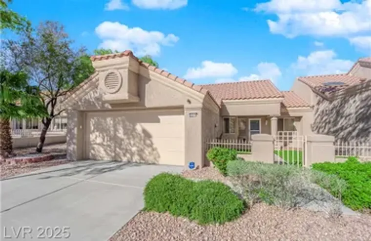 8620 PRAIRIE HILL DR, LAS VEGAS, NV, 891..., Las Vegas, NV 89134