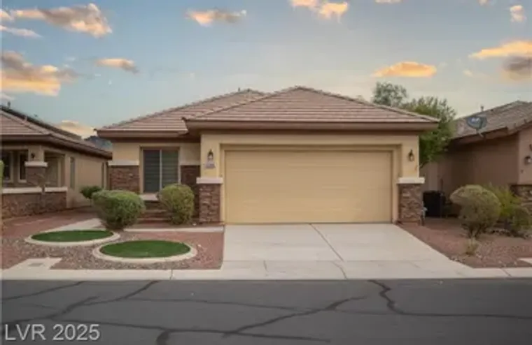 6096 SADDLE HORSE AVE, LAS VEGAS, NV, 89..., Las Vegas, NV 89122