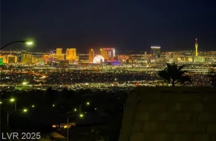 2142 SANDSTONE CLIFFS DR, HENDERSON, NV,..., Henderson, NV 89044