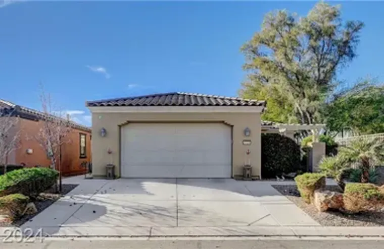 5721 KEYSTONE CREST ST, NORTH LAS VEGAS,..., North Las Vegas, NV 89081