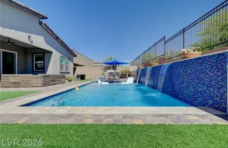 33 REVERIE HEIGHTS AVE, HENDERSON, NV, 8..., Henderson, NV 89011