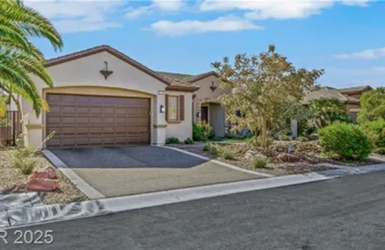 2473 BLACK RIVER FALLS DR, HENDERSON, NV..., Henderson, NV 89044