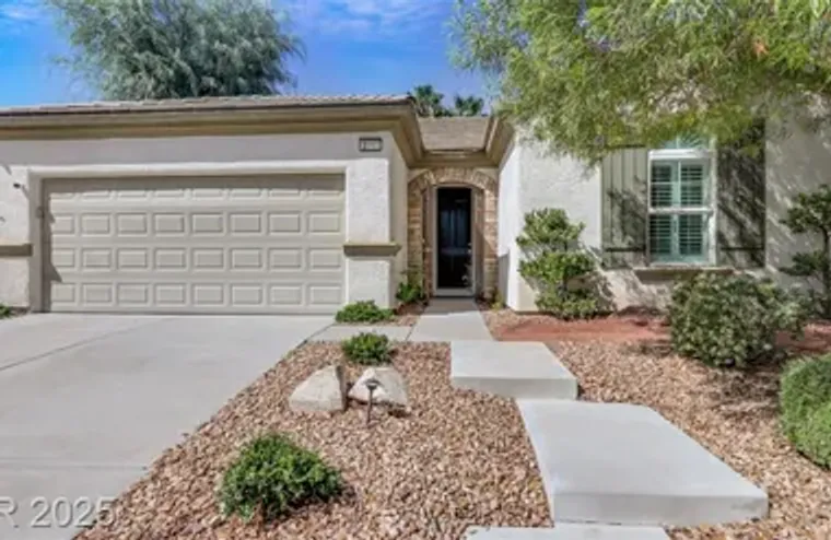 2119 BURTONSVILLE DR, HENDERSON, NV, 890..., Henderson, NV 89044