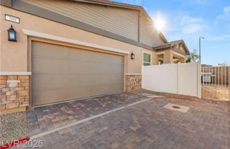 209 BELLINI PEAK AVE, HENDERSON, NV, 890..., Henderson, NV 89011