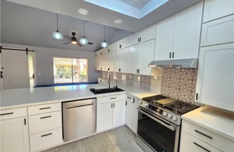 9536 EAGLE VALLEY DR, LAS VEGAS, NV, 891..., Las Vegas, NV 89134