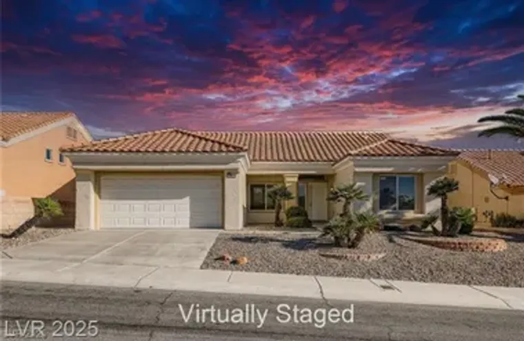 10824 HOT OAK SPRINGS AVE, LAS VEGAS, NV..., Las Vegas, NV 89134