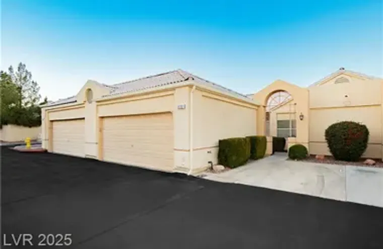 5132 HARVEST MOON LN, LAS VEGAS, NV, 891..., Las Vegas, NV 89107
