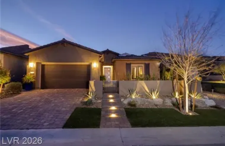 33 DESERT JUNIPER LN, HENDERSON, NV, 890..., Henderson, NV 89011