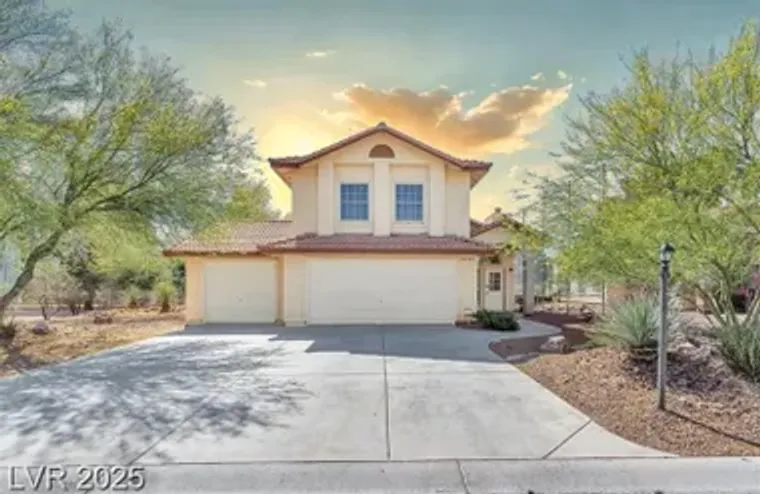 5216 DESERT STAR DR, LAS VEGAS, NV, 8913..., Las Vegas, NV 89130