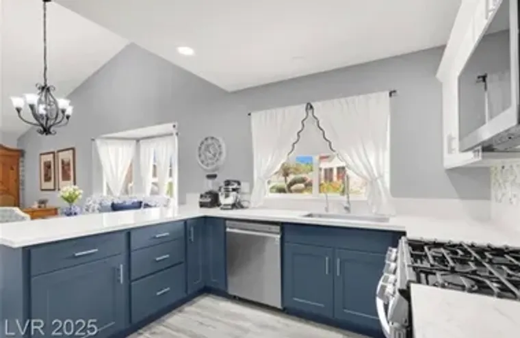 2408 DOVE VALLEY CT, LAS VEGAS, NV, 8913..., Las Vegas, NV 89134