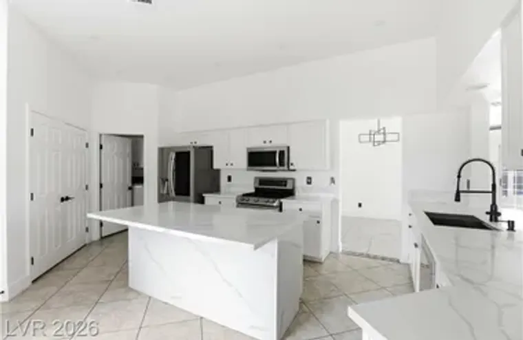 5204 ELM GROVE DR, LAS VEGAS, NV, 89130, Las Vegas, NV 89130