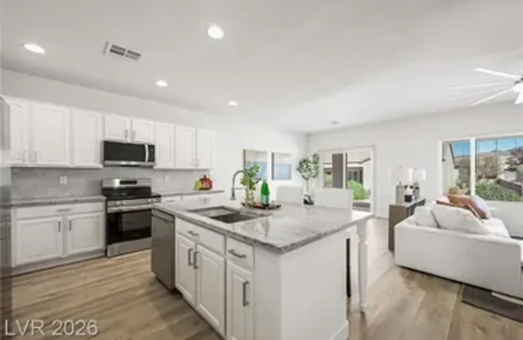 2088 SAWTOOTH MOUNTAIN DR, HENDERSON, NV..., Henderson, NV 89044