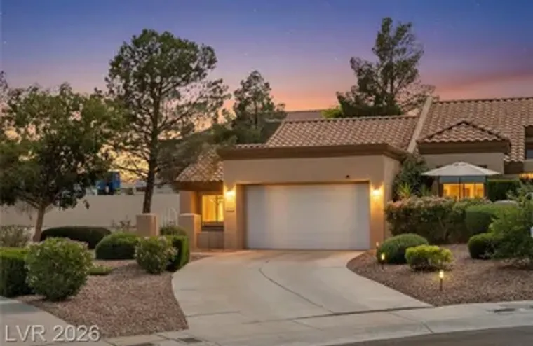 8601 PRAIRIE HILL DR, LAS VEGAS, NV, 891..., Las Vegas, NV 89134